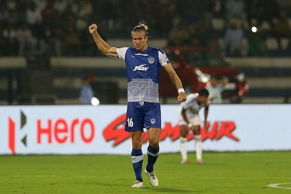 ISL 2017/18: Erik Paartalu signs a new two-year deal with Bengaluru FC