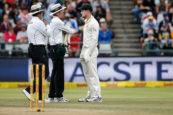 Cameron Bancroft being questioned by umpires