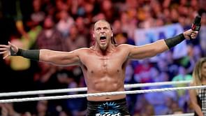 From the WWE Rumor Mill: Big Cass backstage at RAW