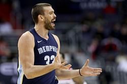 NBA Twitter rips the Memphis Grizzlies for losing by 61 POINTS!