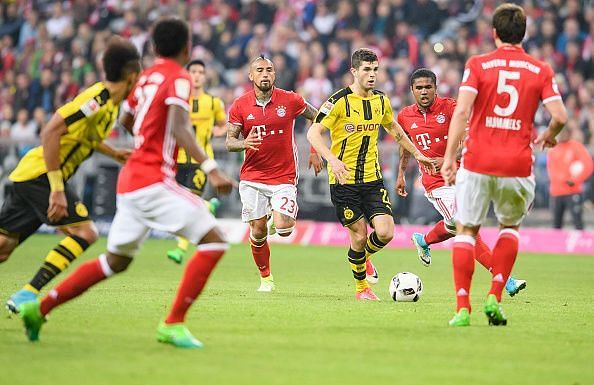 Bayern Muenchen v Borussia Dortmund - Bundesliga