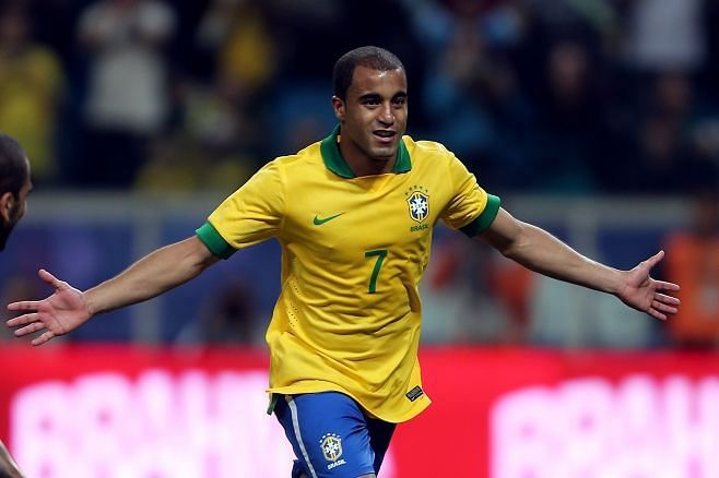 Lucas Moura might not have a place in Tite's 23-man World Cup squad