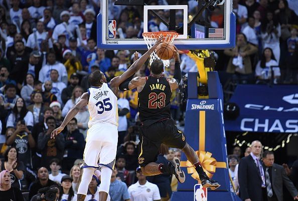 Cleveland Cavaliers v Golden State Warriors