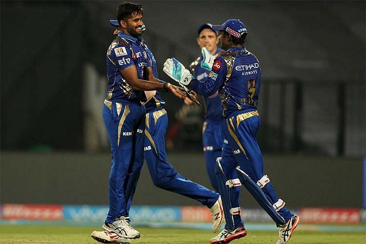R Vinay Kumar after picking up a KKR wicket for MI in the IPL 2017