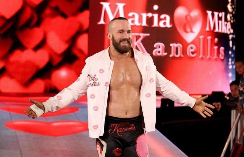 Mike Kanellis has recently revealed a new leaner figure
