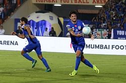 Mumbai beat Arrows 2-1 to qualify for Hero Super Cup