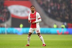 Manchester United transfer news: Kluivert heading to Old Trafford, Barcelona defender nearing a move to United and more - March 26, 2018
