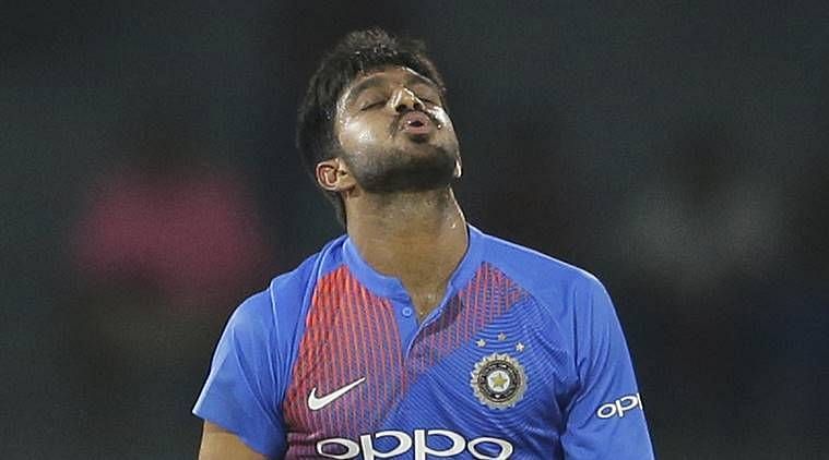 Baptism by fire for Vijay Shankar with the bat