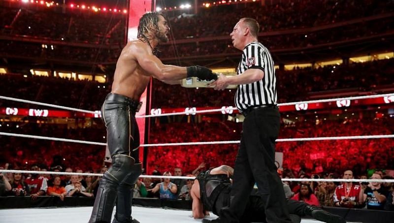 Seth Rollins cashed in his Money in the Bank contract at WrestleMania 31