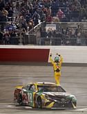 Kyle Busch pulls away at Richmond for 3rd Cup win a row