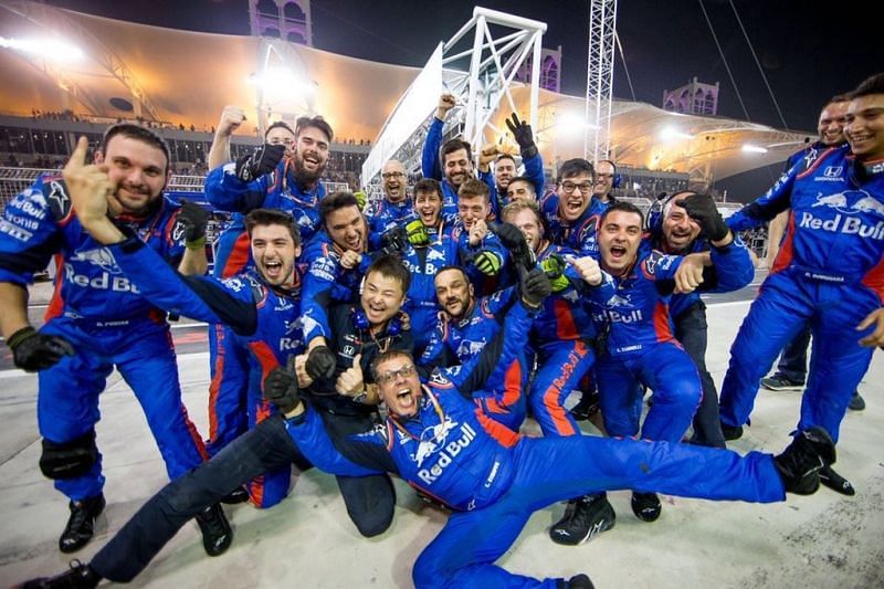 Toro Rosso Mechanics celebrating in Bahrain after Gasly finished 4th