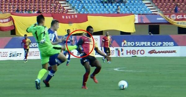 Gurpreet Singh could have been sent of for a raised foot on Kromah. (Photo: Screenshot)