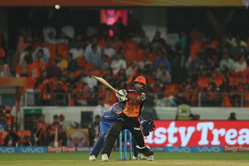Dhawan will look to continue his good form ( Source: iplt20.com)