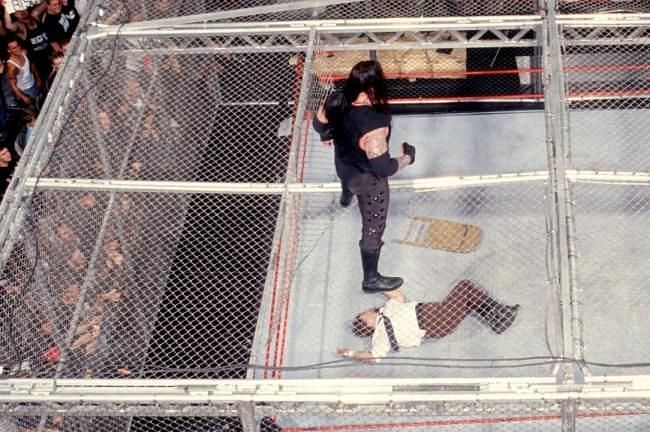 You&#039;ll never see a more violent professional wrestling match