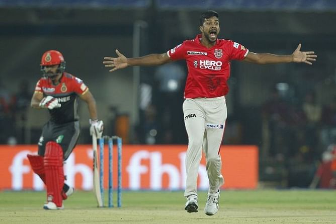 Never thought that I wouldn't be picked in the IPL 2018 auction: Varun Aaron