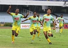 Government announces Rs 2 Lakh cash award each to Kerala football team