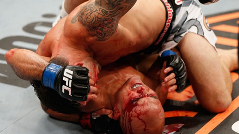 Edgar finishing BJ Penn at the TUF Finale