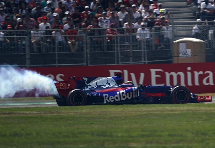 A Toro Rosso with a failed engine in 2017