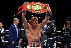 Warrington relieves Selby of IBF featherweight belt