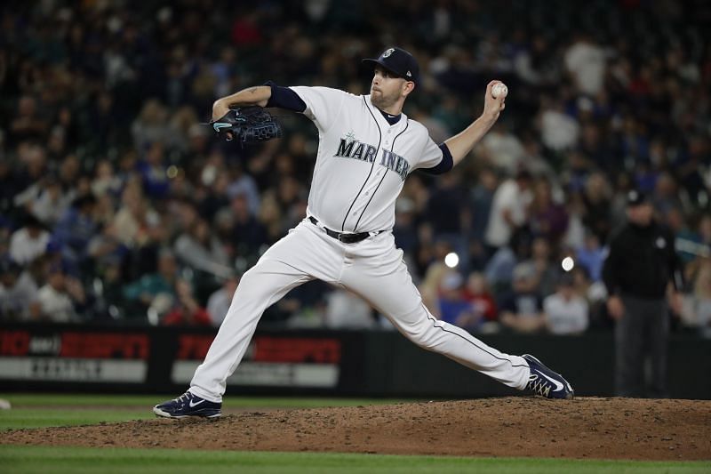 Paxton tosses complete game in 7-2 win over Tigers