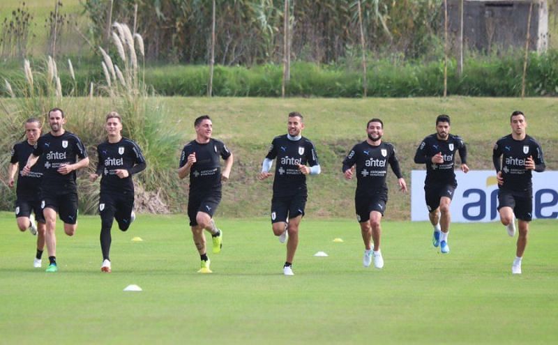Uruguay Players training. Pic via Seleccion Uruguay