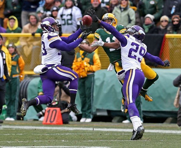 Minnesota Vikings v Green Bay Packers