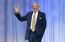 Hall of Fame coach Holtz settles lawsuit with Daily Beast