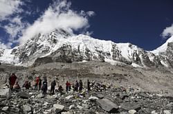 Sherpa guides scale Everest to pave way for others climbers