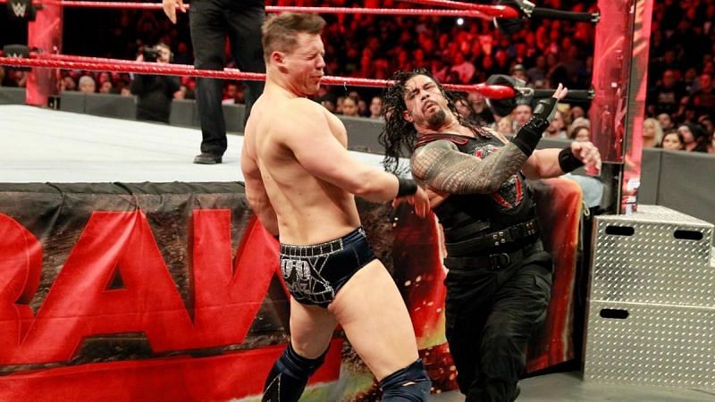 Roman Reigns squared off with the Miz for the Intercontinental Title 