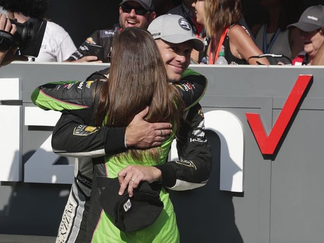 Carpenter takes top starting spot at Indy 500 for 3rd time
