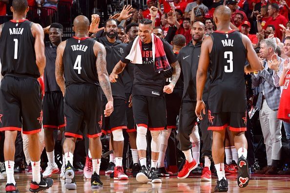 Twitter reacts to Golden State's second meltdown in 2 games