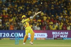 IPL 2018, CSK vs KXIP: Twitter reacts as MS Dhoni yet again finishes a match with a six