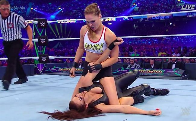 WWE News: RAW Superstar says she wants to face Ronda Rousey