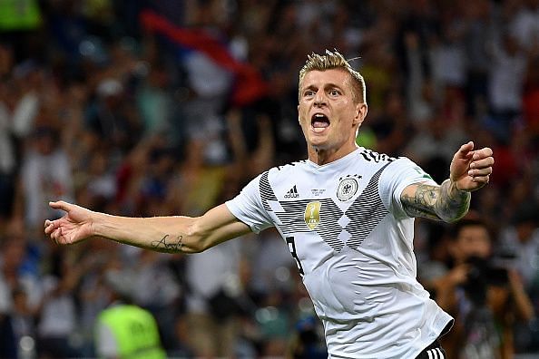 Manchester United transfer news: Update on Toni Kroos pursuit, Real set asking price for Bale & Ronaldo and more – 30 June 2018