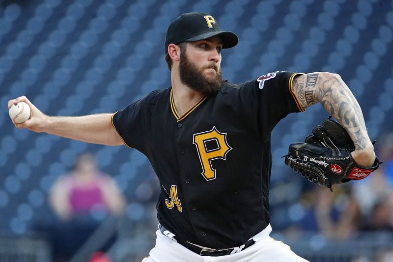 Pirates' Williams, 2 relievers 2hit Brewers in 10 win