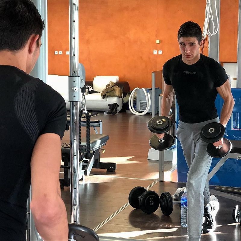 Ocon during weight training photo credit- wiki