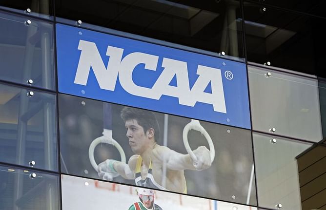 NCAA eases rules on athlete transfers