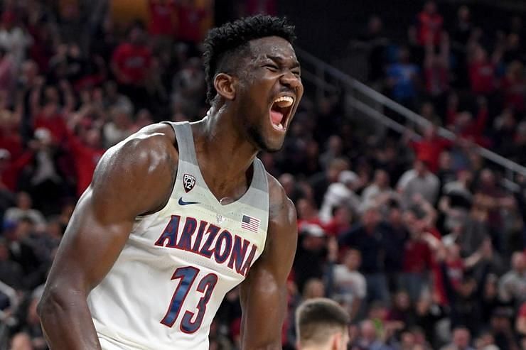 Deandre Ayton playing for the University of Arizona