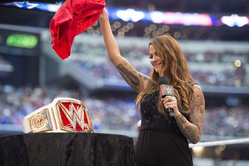 Lita unveils Raw Womens Championship at WrestleMania 32