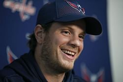 Carlson signing is first domino to fall in NHL free agency