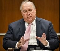 Michigan State keeps president, to issue $500 million bond