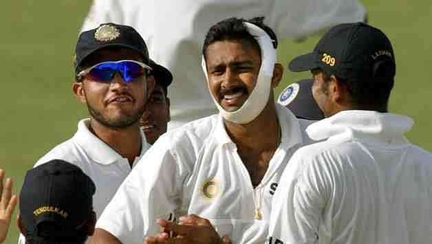 Anil Kumble bowled with a broken jaw against West Indies in 2002