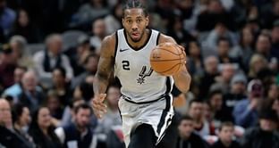 Twitter explodes as Kawhi demands a trade out of San Antonio