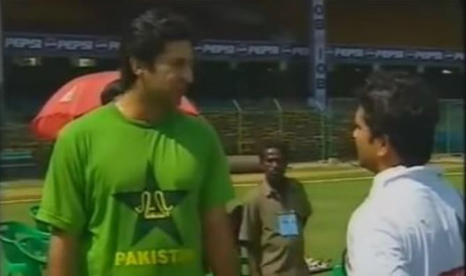 5 friendly moments between India and Pakistan