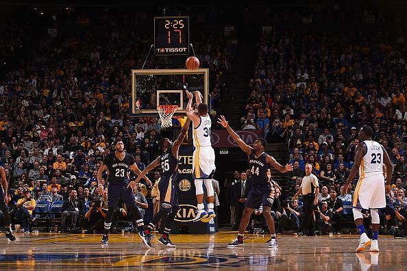 New Orleans Pelicans v Golden State Warriors