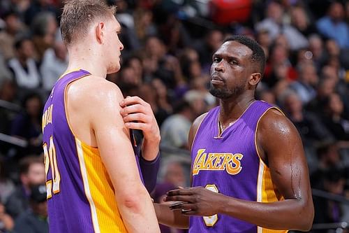 Los Angeles Lakers v Sacramento Kings