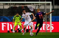 Spain v Netherlands: Group B - 2014 FIFA World Cup Brazil