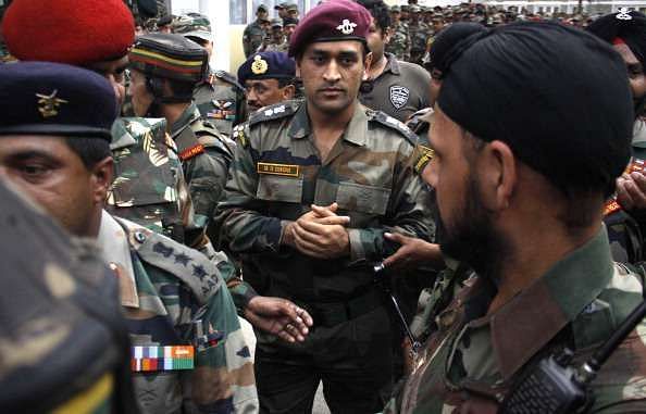 MS Dhoni with the Indian army jawans