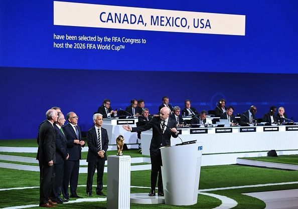 2026 FIFA World Cup to Feature 48 Teams in New Expansion Format – NBC  Sports Chicago