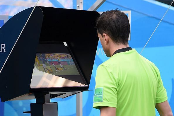 VAR debuts in Russia, thanks to referee Andres Cunha 